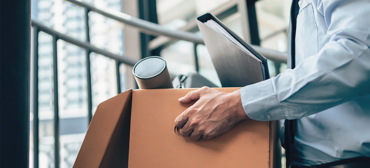 HR Newsletter: Managing Employee Benefits in Employee Separations