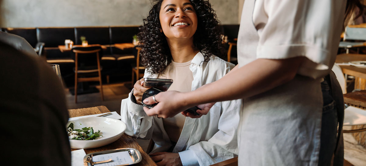 HR Newsletter: Complying With FLSA Tip Regulations